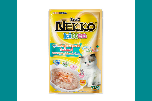 Nekko Kitten Food Tuna topping Salmon in Gravy (70g) 02